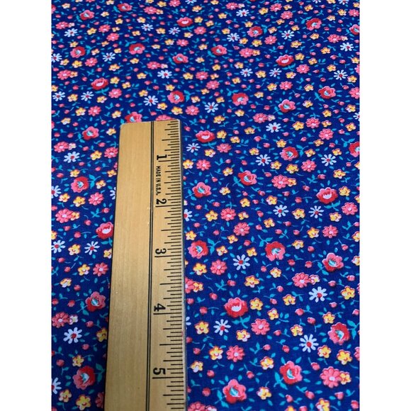 Floral Cotton Fabric 1/2 yard - 42" wide Multicolor with Ditsy Floral Design - Picture 3 of 5